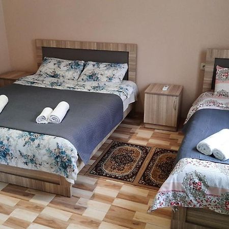 Hotel Central Koutaïssi Extérieur photo