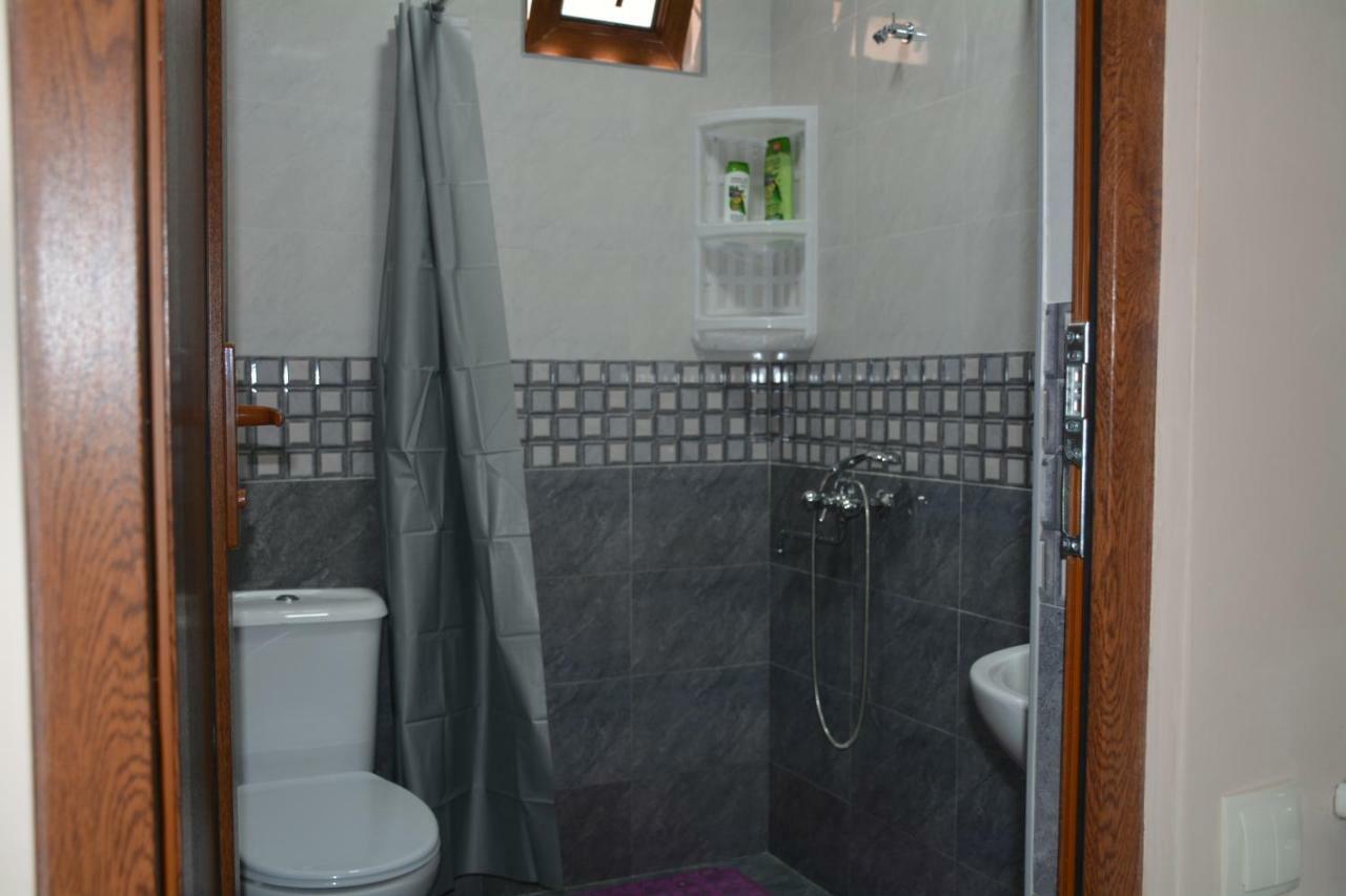 Hotel Central Koutaïssi Extérieur photo